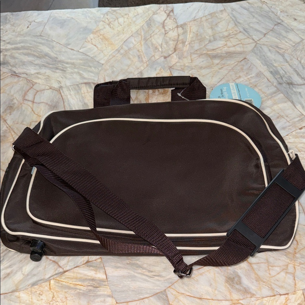 Perrry  Elllis Brown Men's‎ Bag with Cream Accents